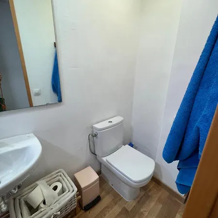 Apartament En Casa, Si Mascotas ,5 Plazas *